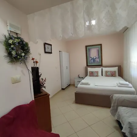 Tefta's * Ksamil